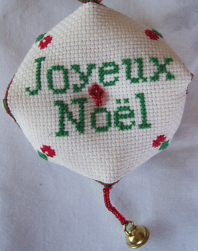 Biscornu de No&euml;l
