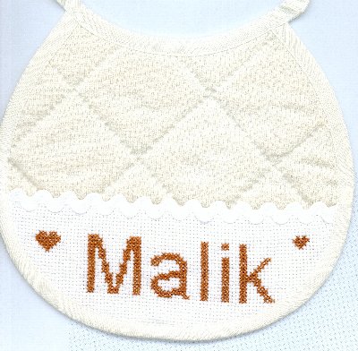 Bavoir pour Malik