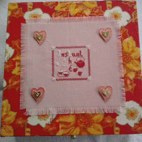 Boite &agrave; th&eacute;